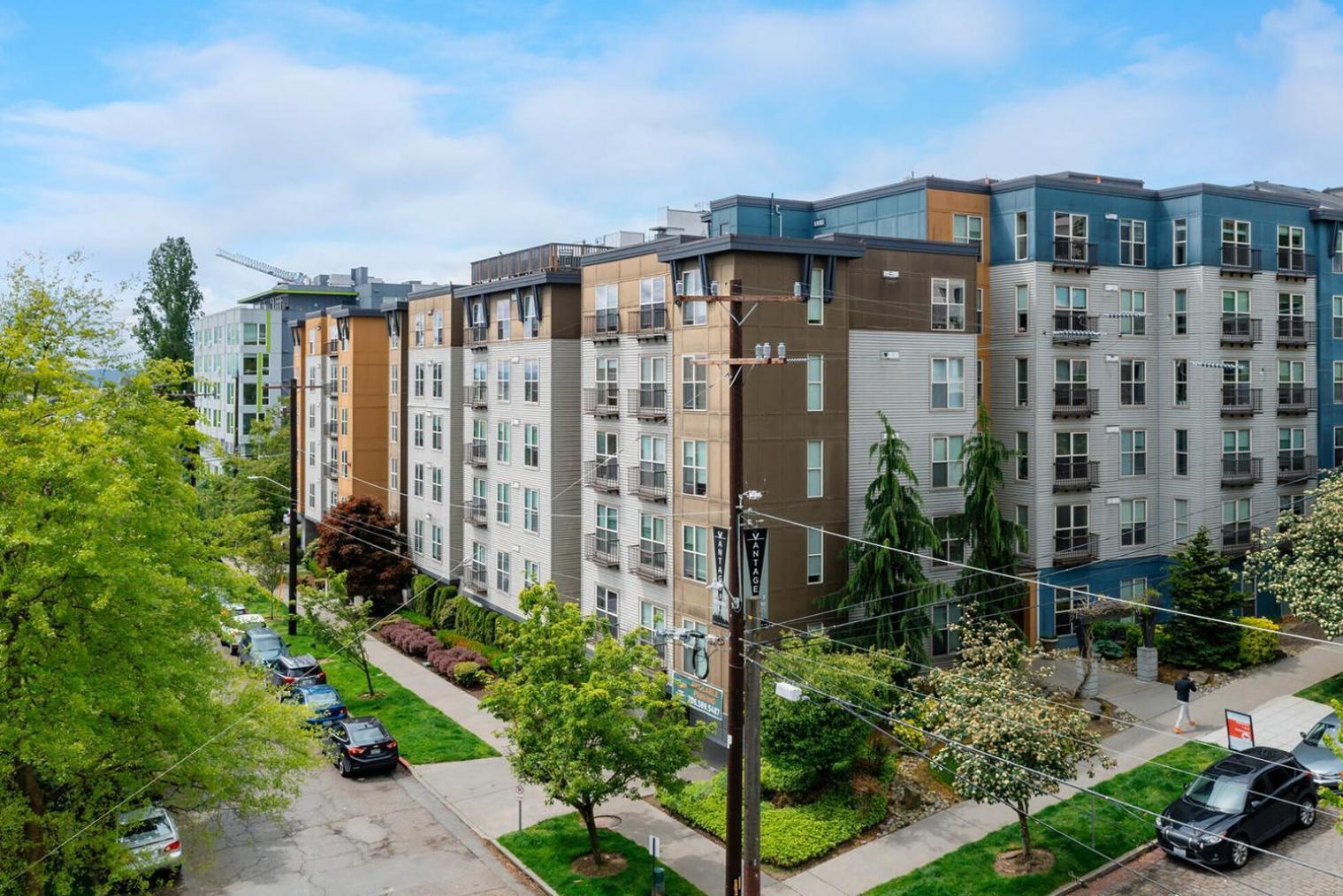 First Hill 1br W Gym Bbq Club Rooftop Sea-697 Seattle